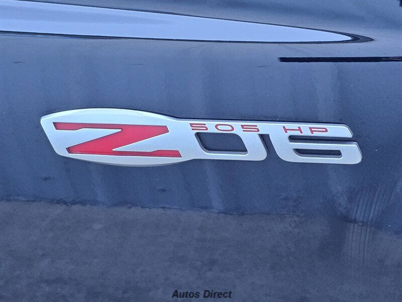 Used 2006 Chevrolet Corvette Z06 w/ Preferred Equipment Group RWD image 34