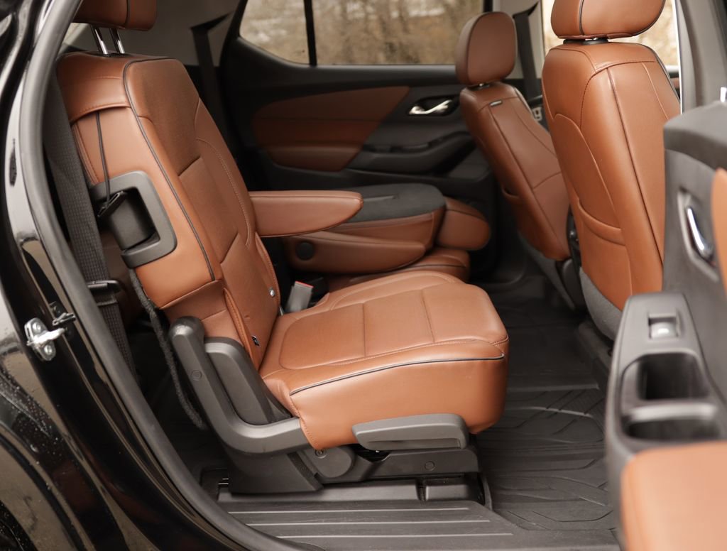 Used 2019 Chevrolet Traverse High Country image 35