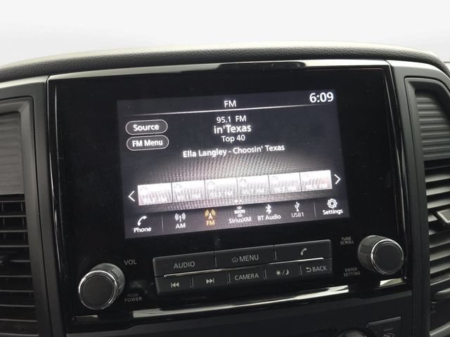Used 2023 Nissan Titan SV w/ SV Convenience Package AWD/4WD image 22
