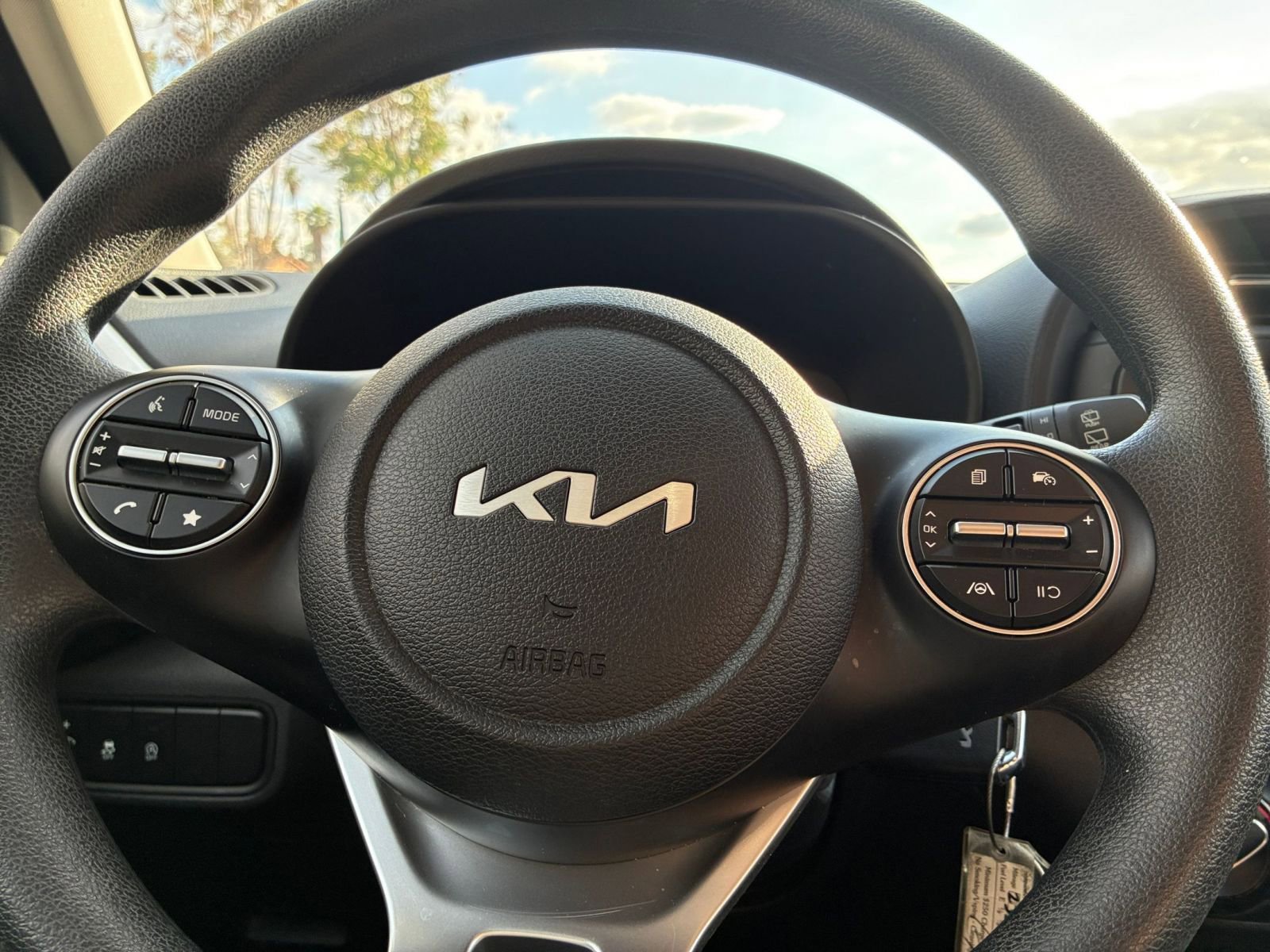 Used 2025 Kia Soul LX w/ LX Technology Package image 25