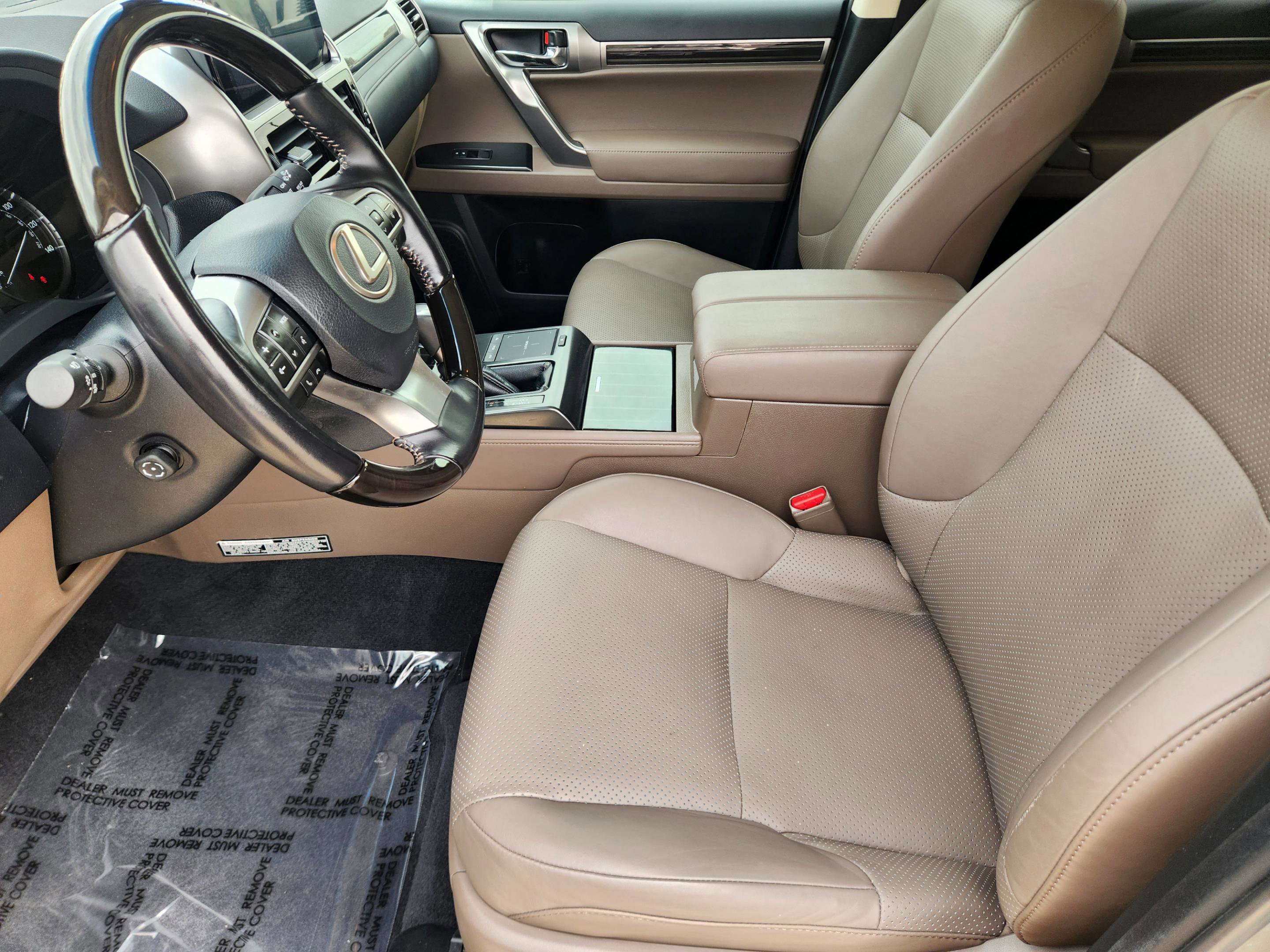 Used 2023 Lexus GX 460 Luxury w/ Sport Design Package image 5