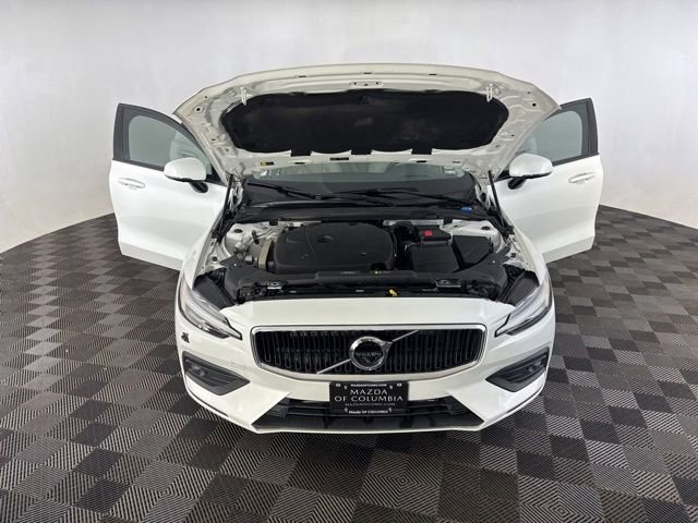 Used 2020 Volvo S60 T5 Momentum FWD image 11