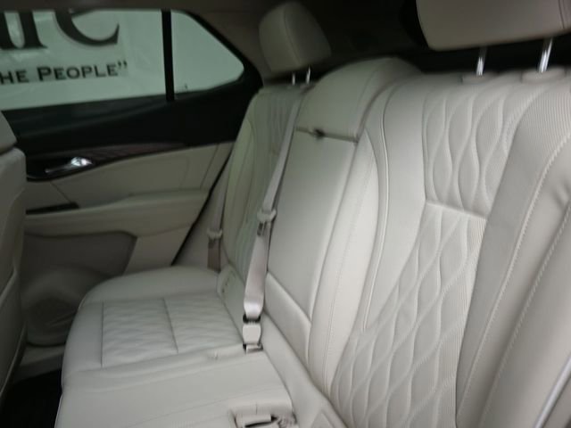 Used 2023 Buick Envision Avenir image 18