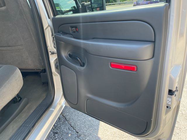 Used 2006 Chevrolet Silverado 2500 LT w/ Heavy-Duty Power Package AWD/4WD image 24