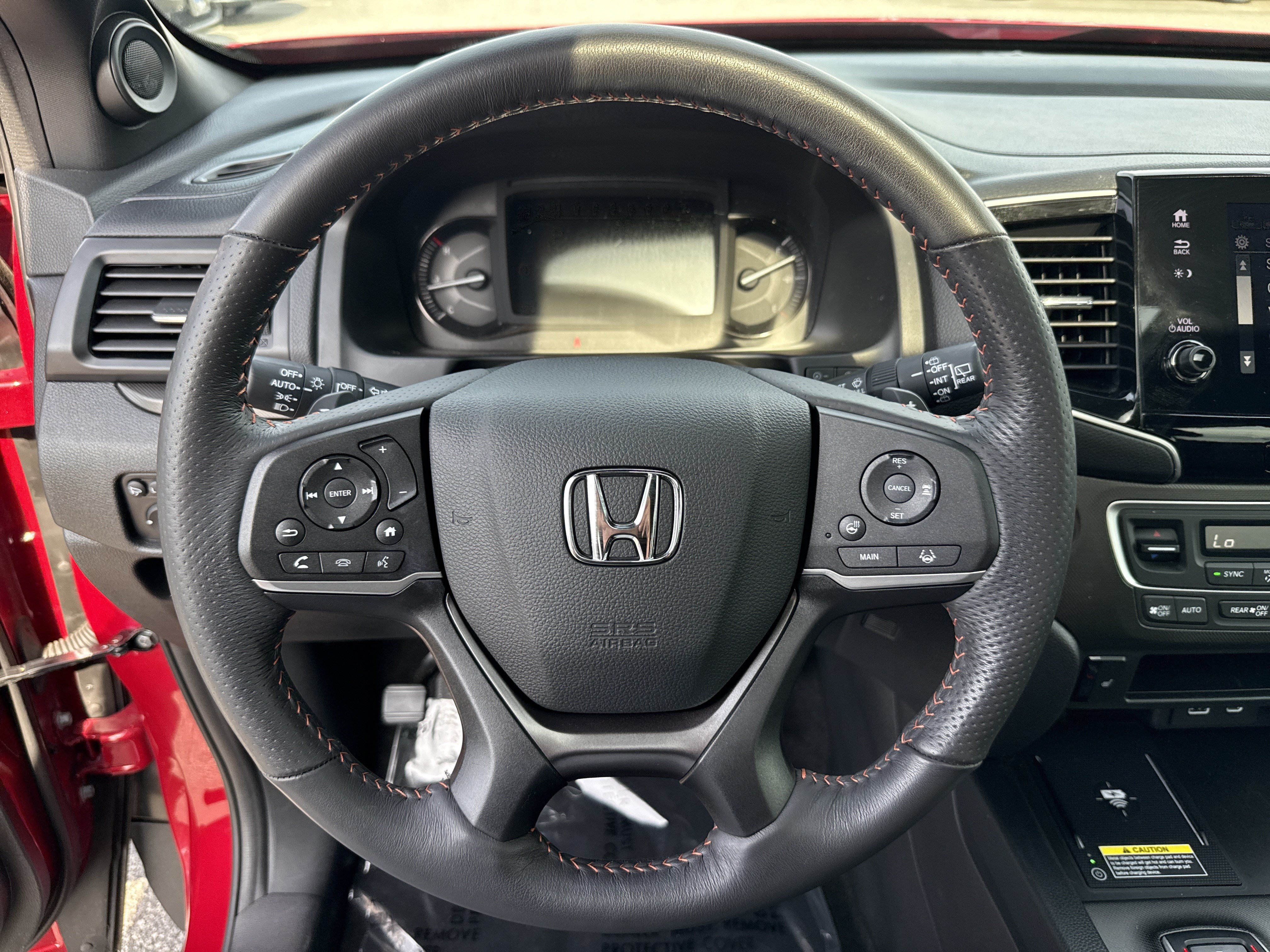 Certified 2025 Honda Passport TrailSport image 18