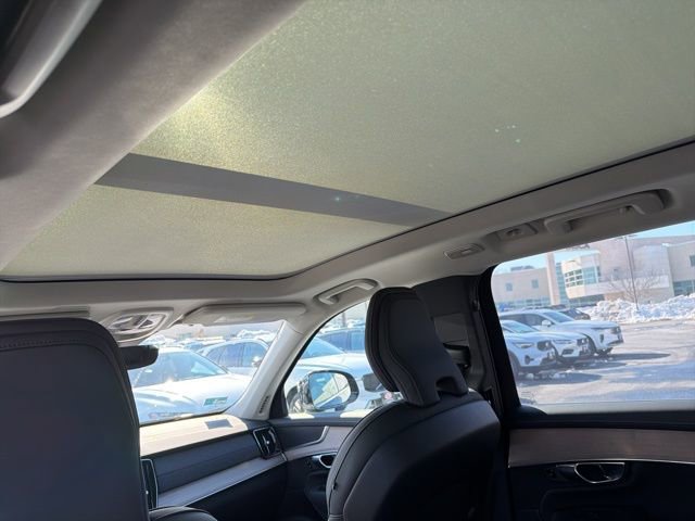 New 2025 Volvo XC90 B6 Plus w/ Protection Package Premier image 10