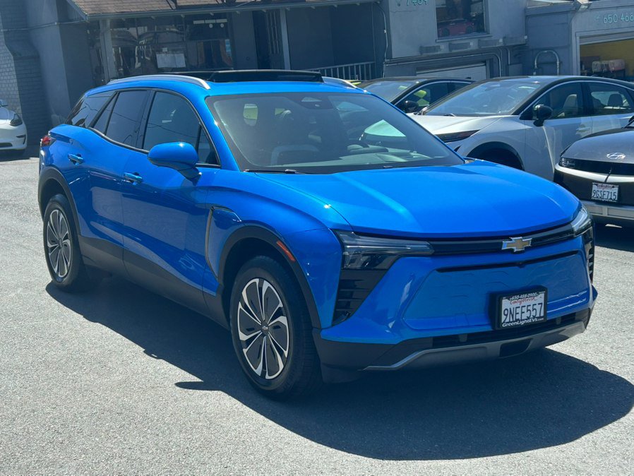 Used 2024 Chevrolet Blazer EV LT AWD/4WD image 3