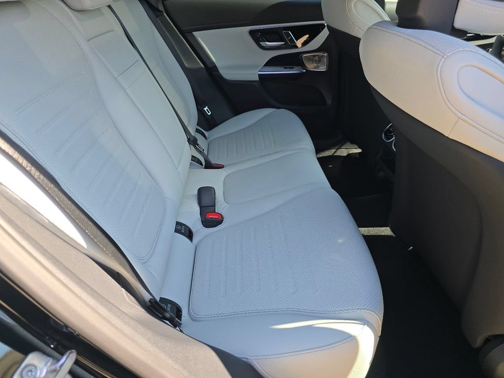 New 2027 Mercedes-Benz GLC 300 4MATIC image 20