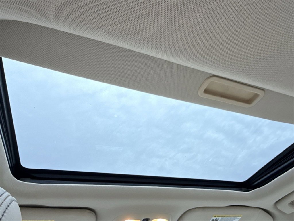 Used 2010 Ford Fusion SEL image 23