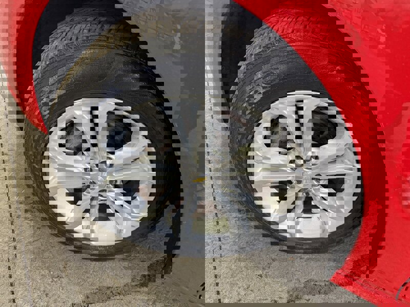 Used 2019 Chevrolet Cruze LT image 10