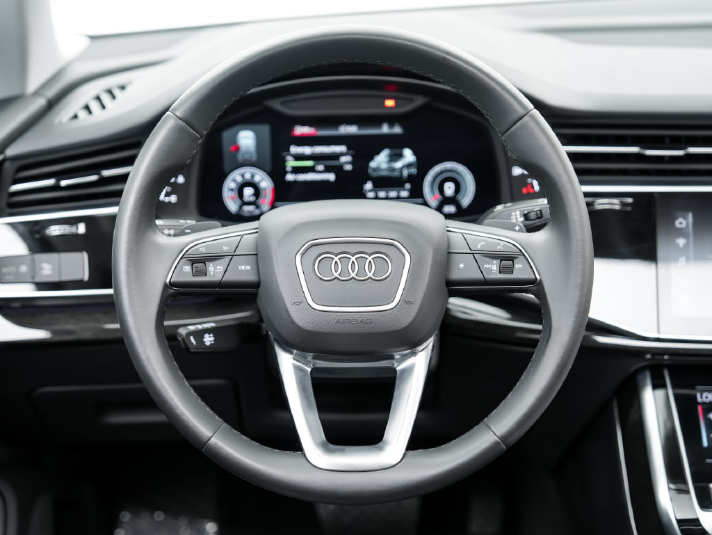 Used 2022 Audi Q7 3.0T Premium AWD/4WD image 12
