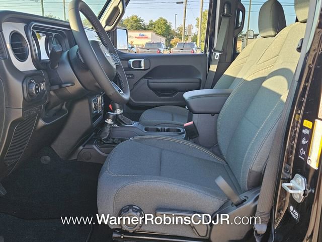 New 2025 Jeep Gladiator Sport image 5