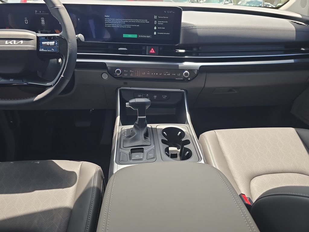 New 2027 Kia Carnival FWD image 14