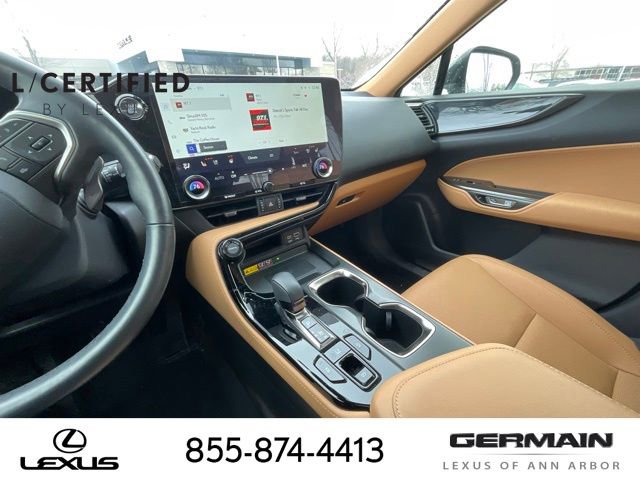 Certified 2024 Lexus NX 250 FWD w/ Premium Package image 20