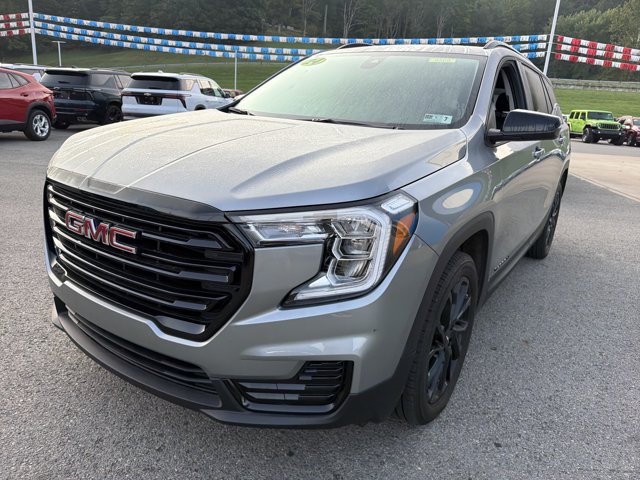 Used 2024 GMC Terrain SLE w/ Driver Convenience Package AWD/4WD image 10
