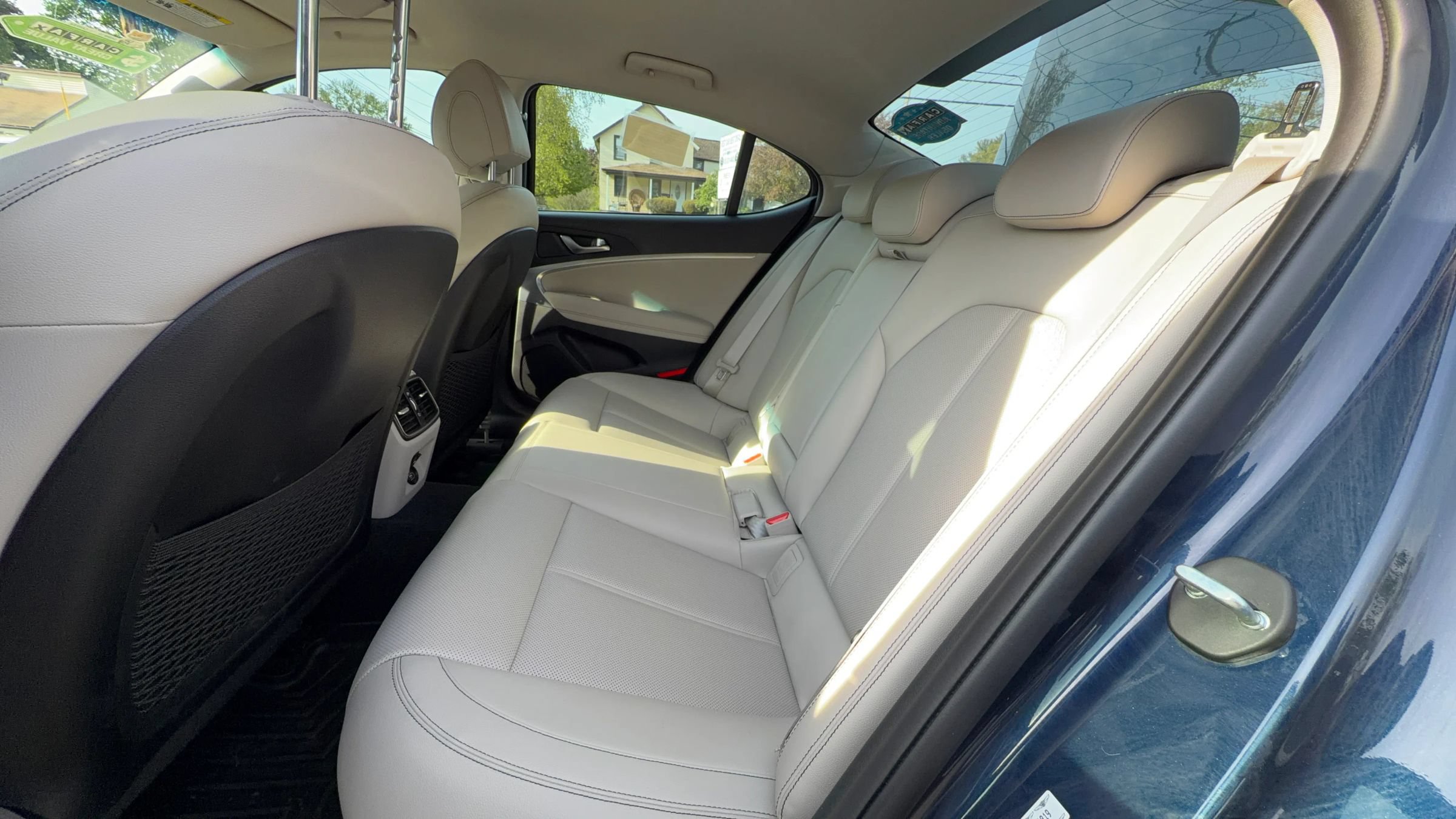 Used 2019 Genesis G70 2.0T Advanced AWD/4WD image 16