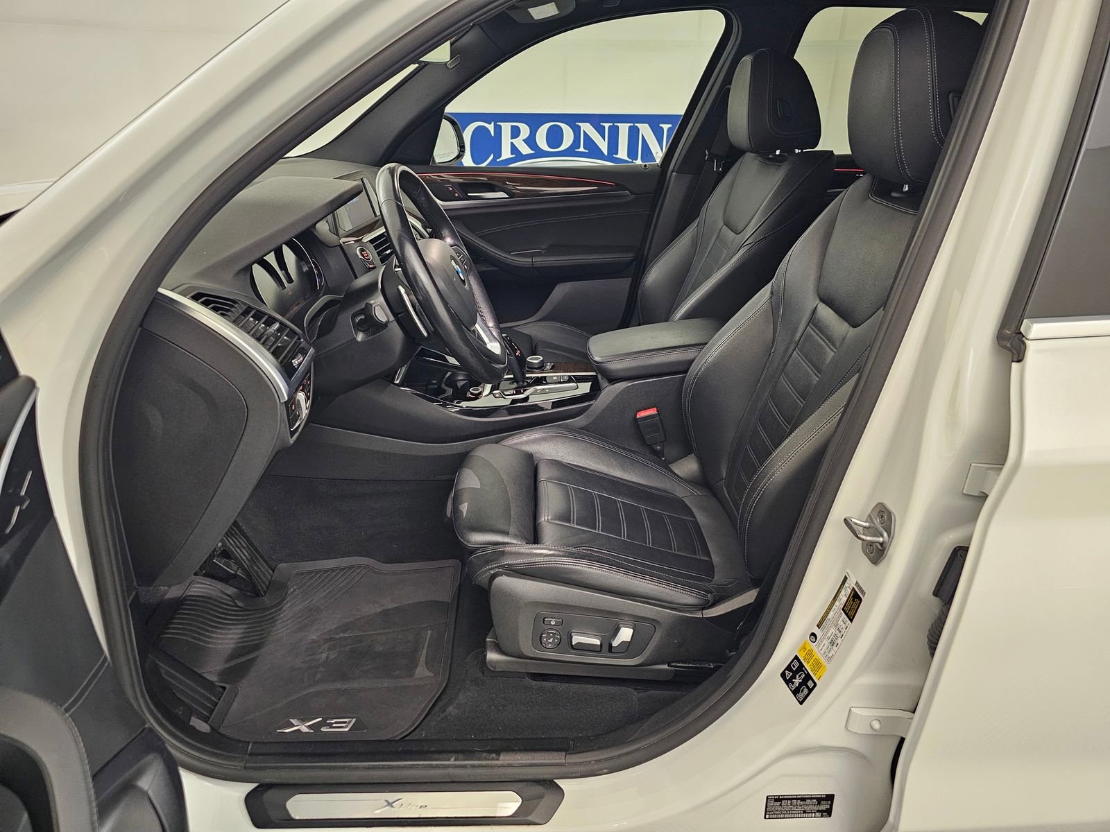 Used 2018 BMW X3 xDrive30i w/ Convenience Package image 12