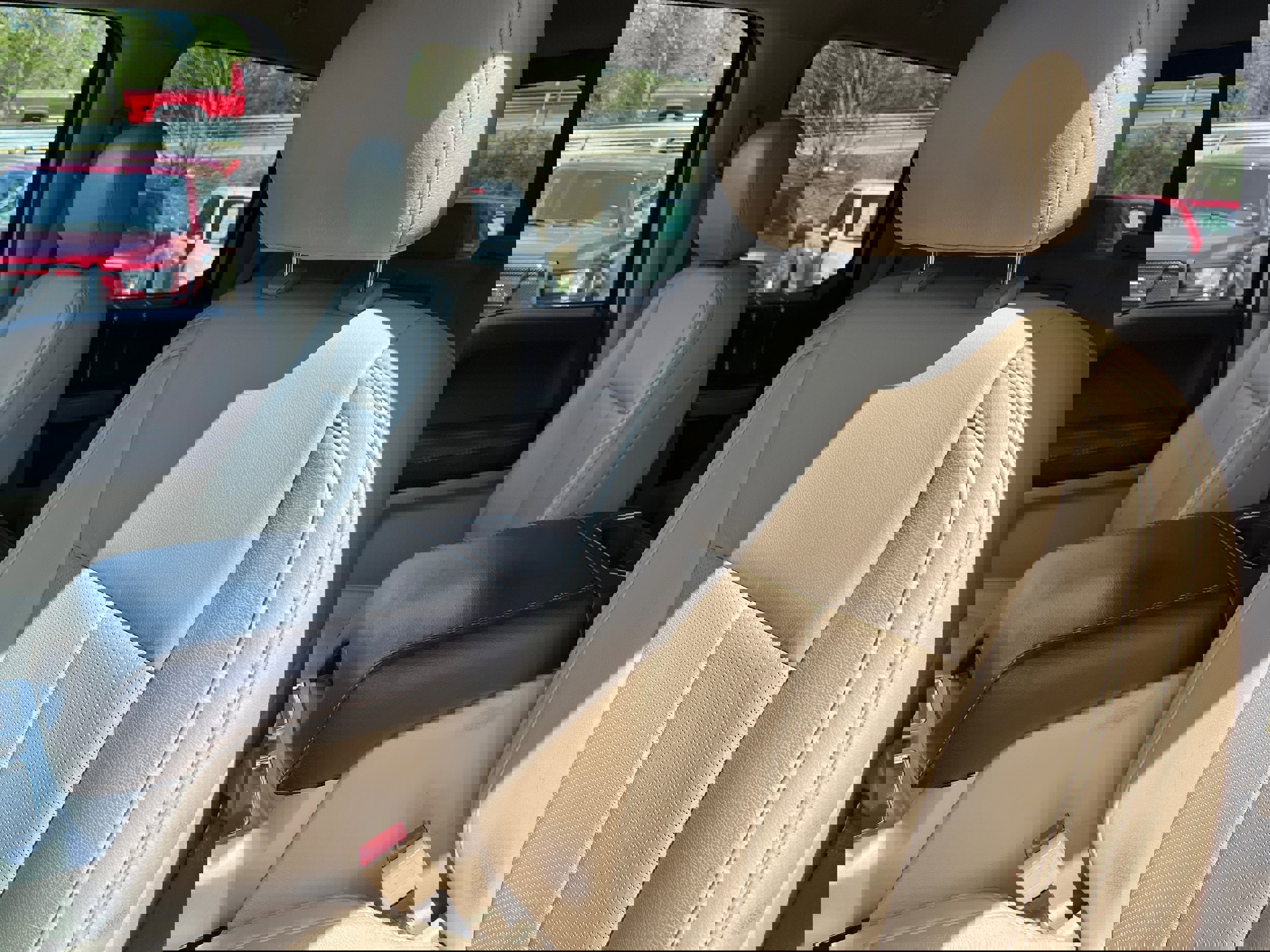 Certified 2019 Ford F150 Lariat w/ Equipment Group 502A Luxury image 9