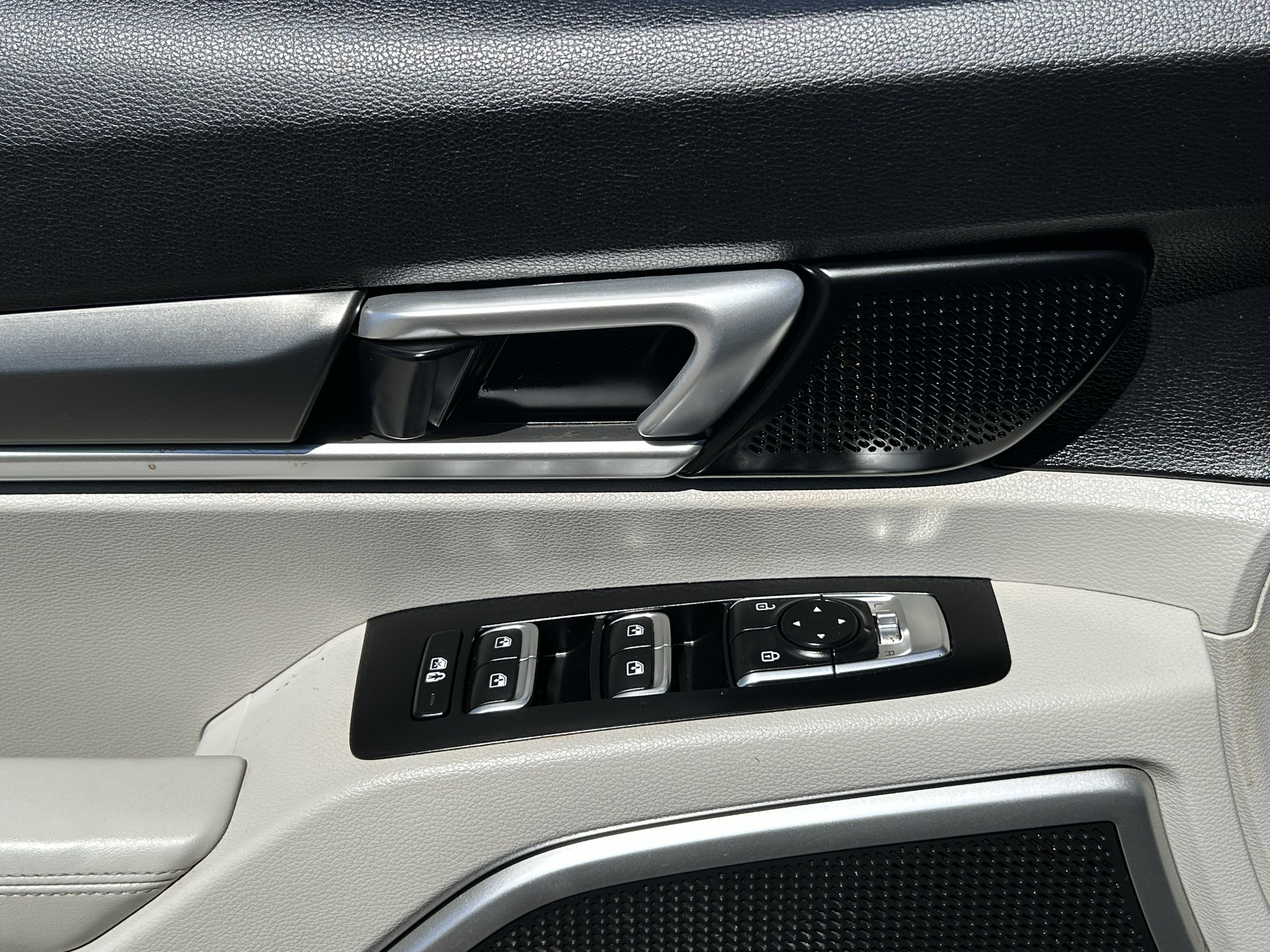 Used 2020 Kia Telluride S image 24