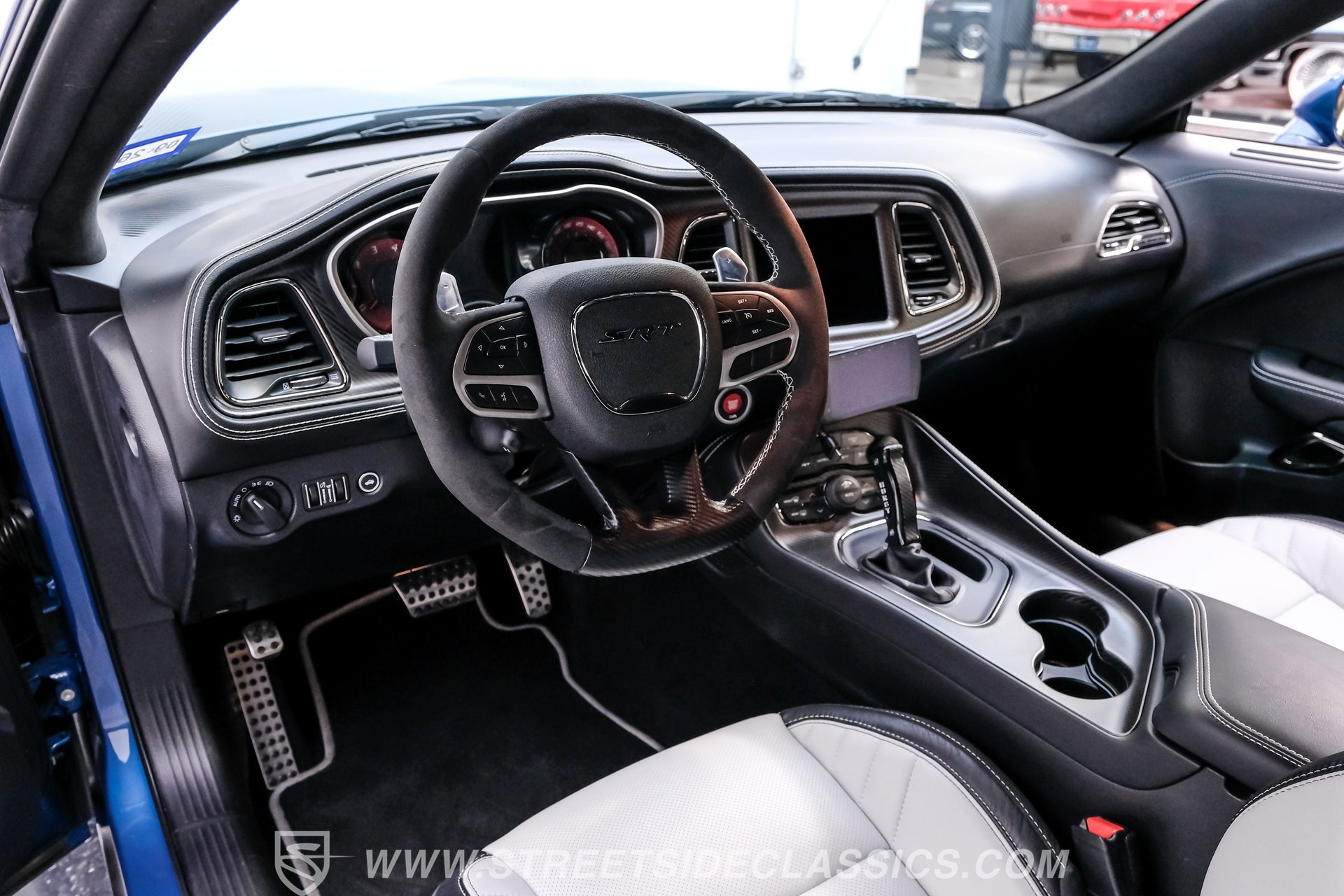 Used 2022 Dodge Challenger SRT Hellcat image 4