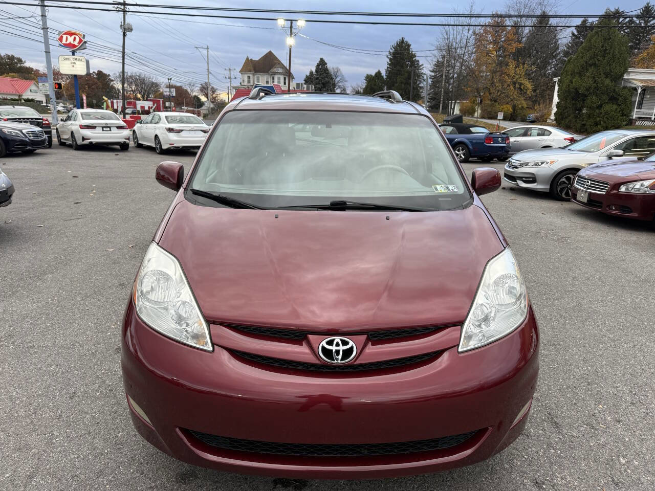 Used 2009 Toyota Sienna image 2