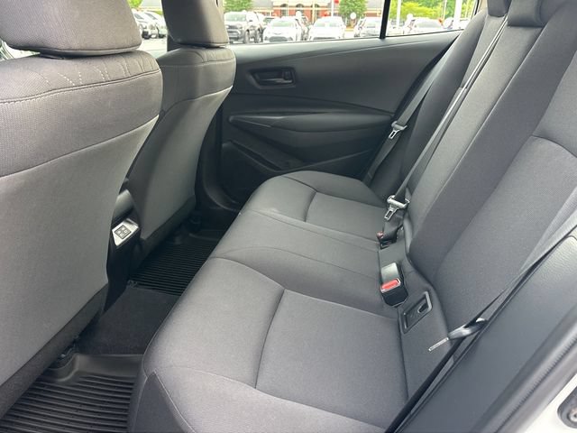 Used 2025 Toyota Corolla LE FWD image 12