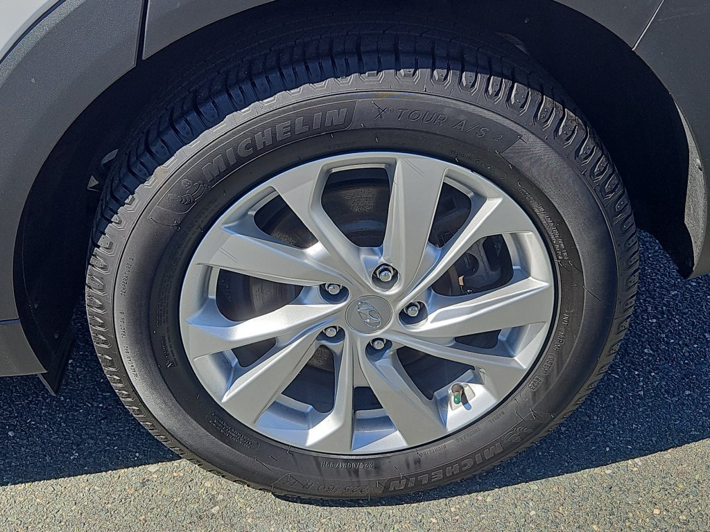 Used 2019 Hyundai Tucson Value AWD/4WD image 8