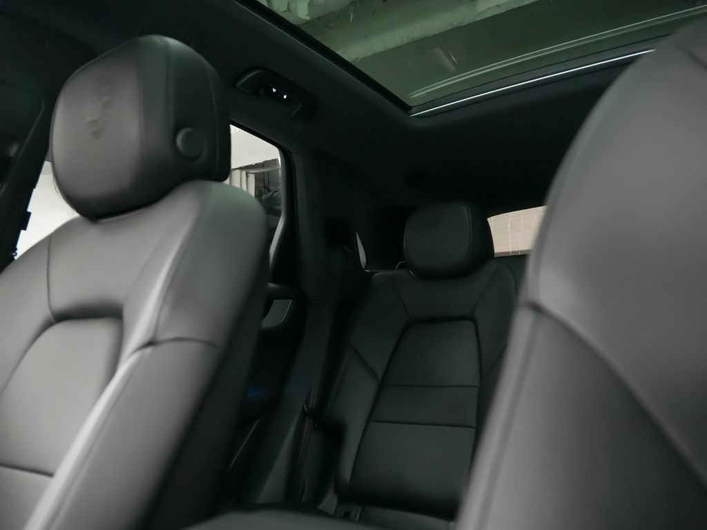 New 2026 Porsche Cayenne AWD/4WD image 34