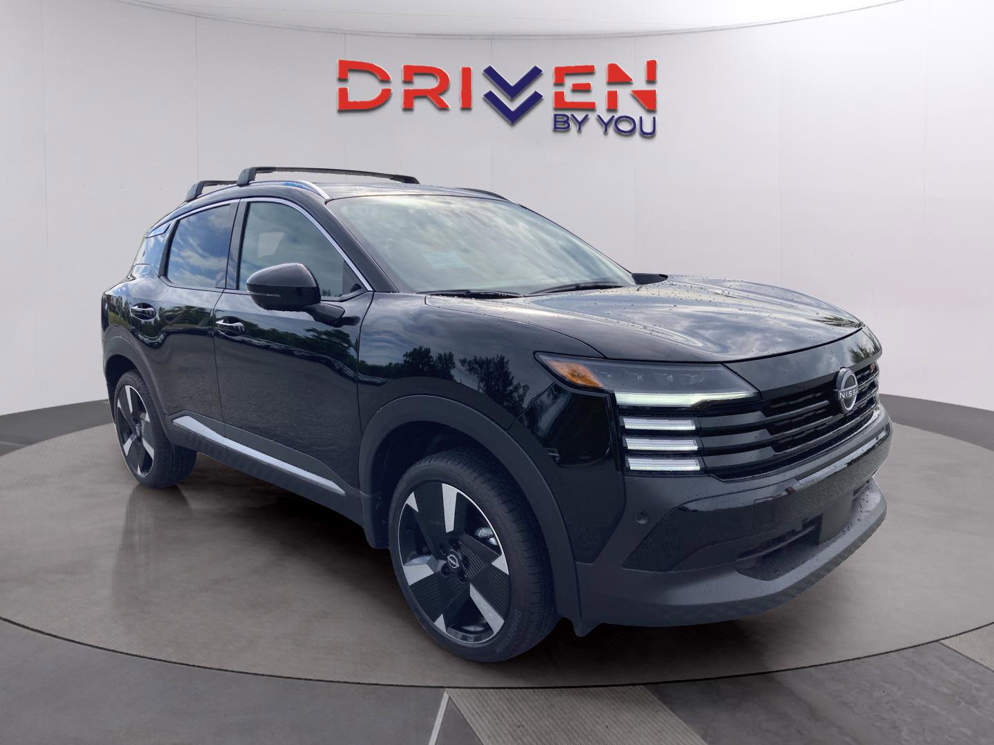 New 2025 Nissan Kicks SR image 7