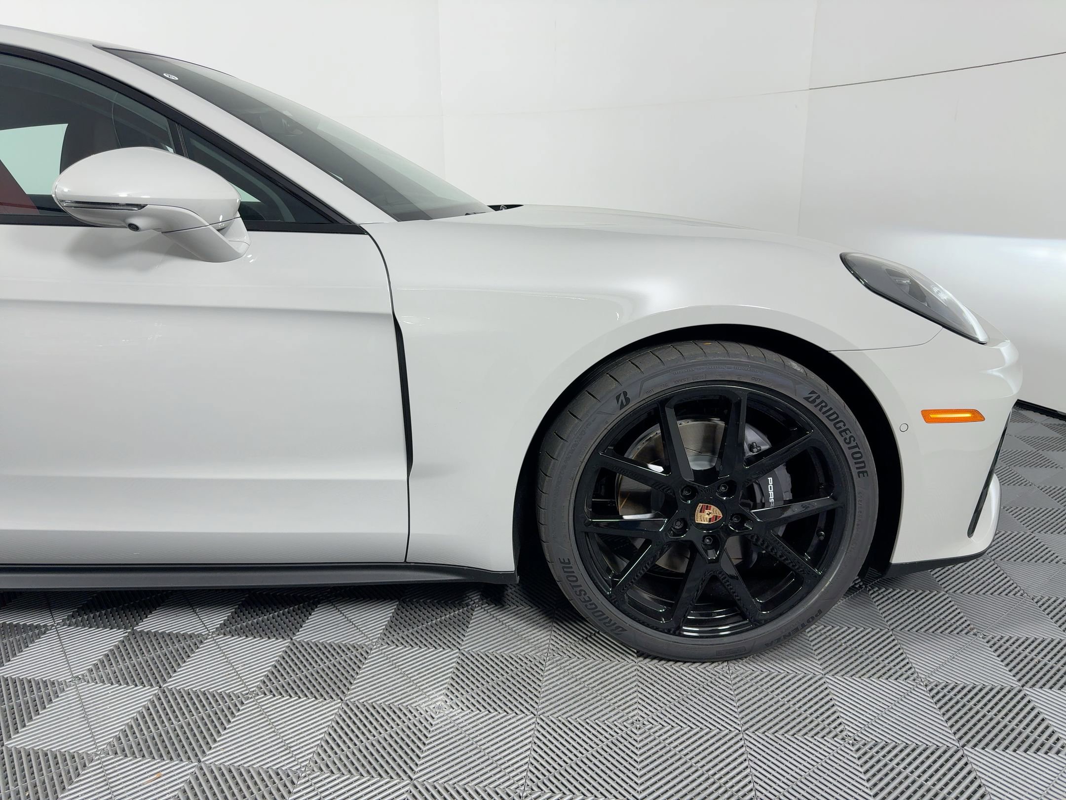 New 2026 Porsche Panamera image 12