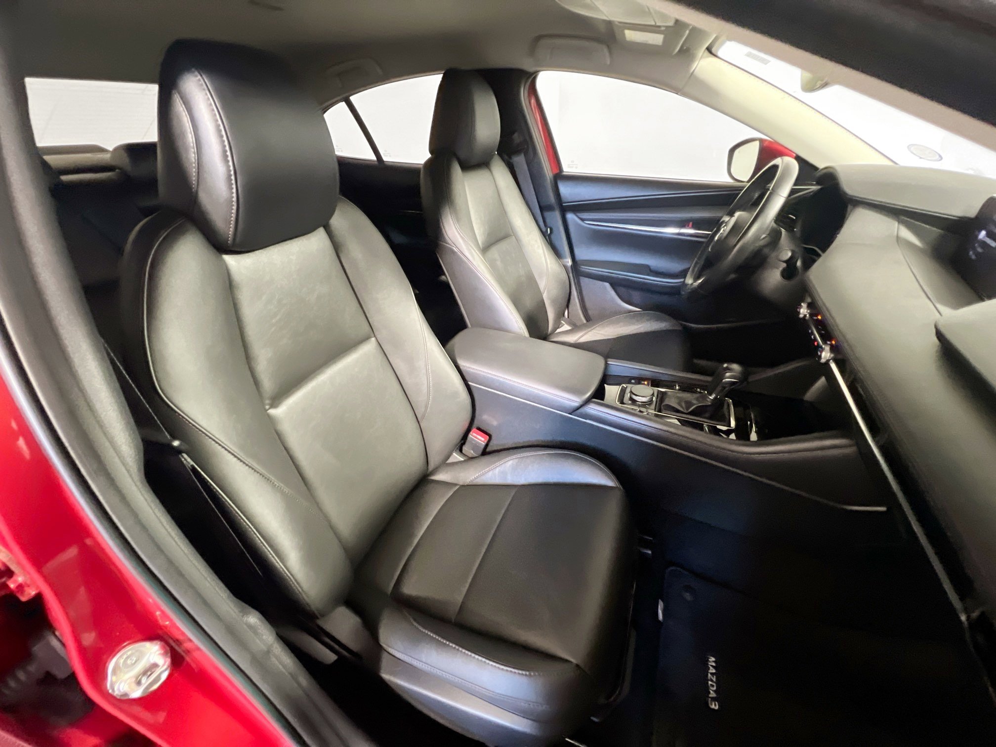 Used 2019 MAZDA MAZDA3 Preferred image 31