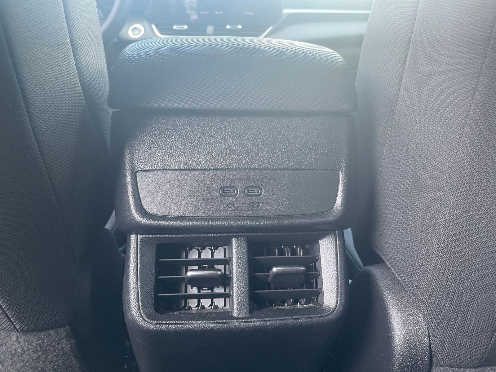 Used 2025 Chevrolet Equinox LT FWD image 23