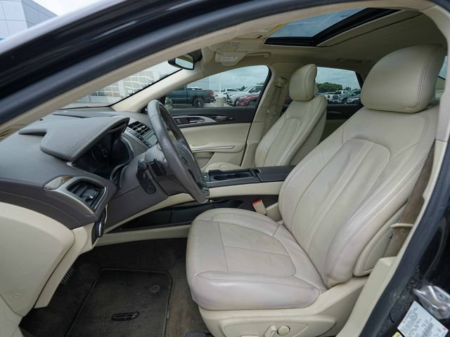 Used 2014 Lincoln MKZ w/ Equipment Group 102A Reserve FWD image 12