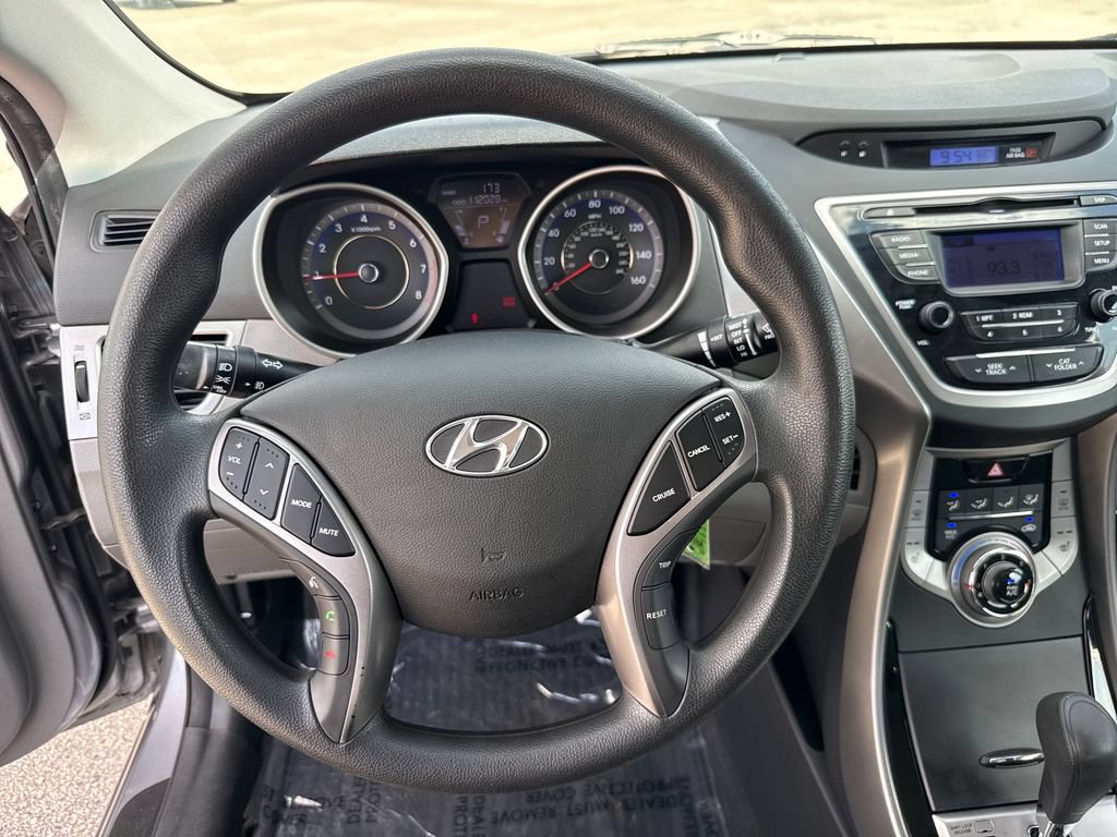 Used 2013 Hyundai Elantra FWD image 14