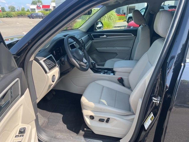 Certified 2022 Volkswagen Atlas SE image 7