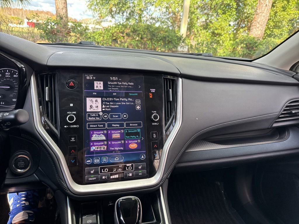 Used 2022 Subaru Outback Premium image 38