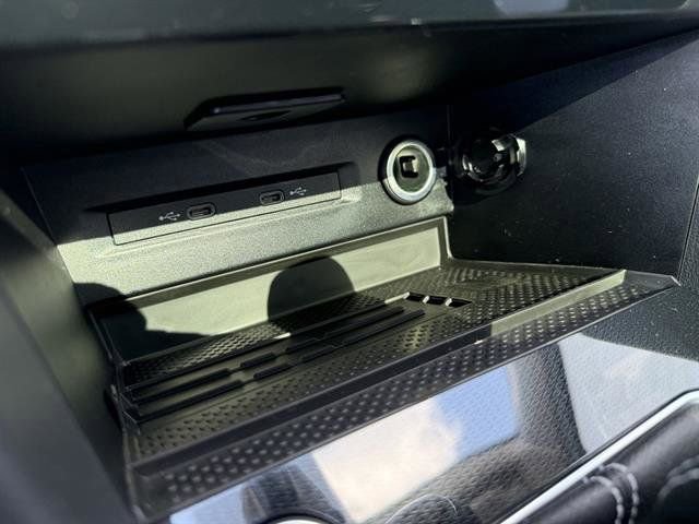 New 2025 Volkswagen Taos SEL image 24