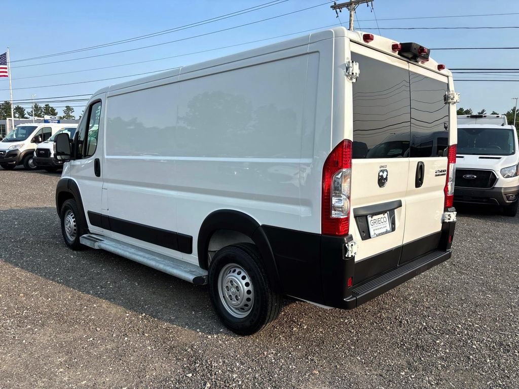Used 2025 RAM ProMaster 2500 w/ U-Haul Equipment Group FWD image 5