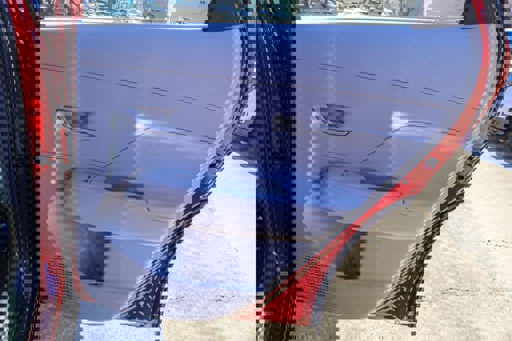 New 2026 Hyundai Kona SE image 14