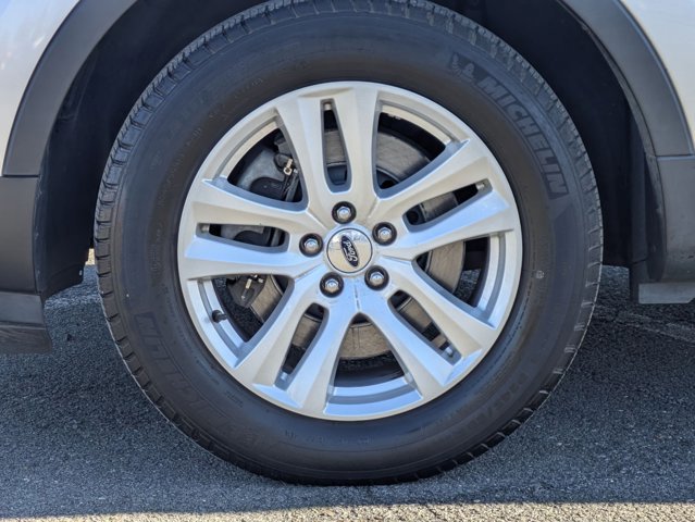 Used 2019 Ford Explorer XLT w/ Equipment Group 201A image 22