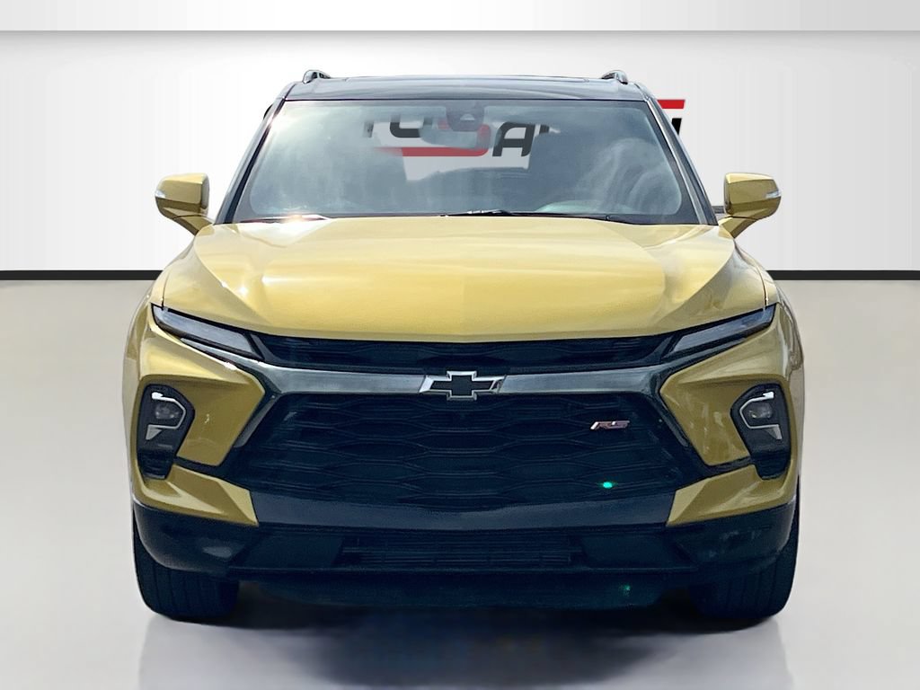 Used 2024 Chevrolet Blazer RS w/ Driver Confidence II Package FWD image 2