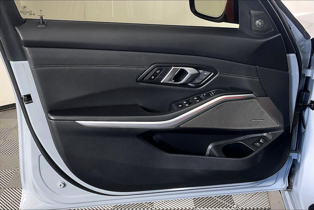 Used 2025 BMW M3 Competition w/ Executive Package RWD image 19