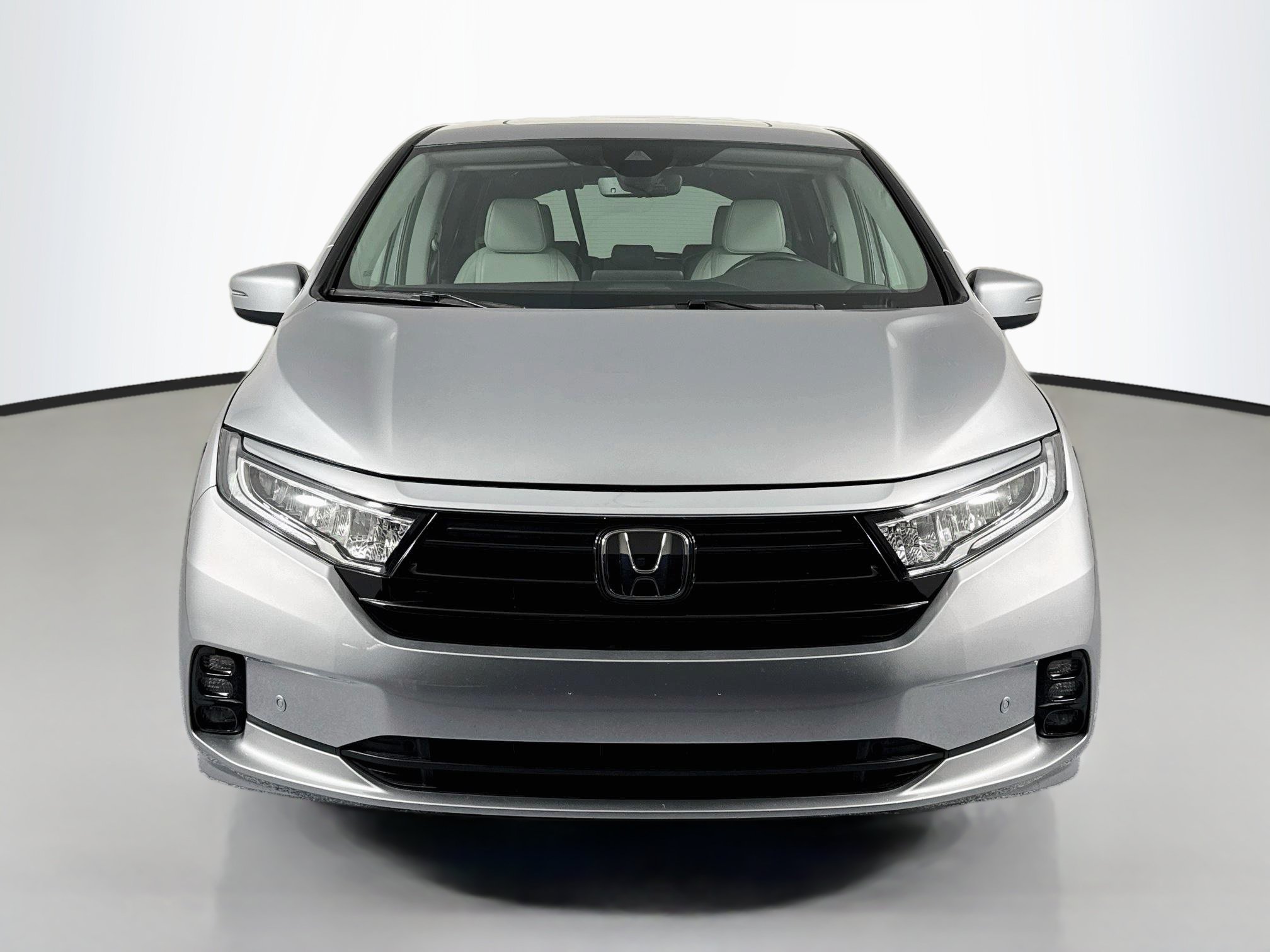 Certified 2023 Honda Odyssey Touring image 2