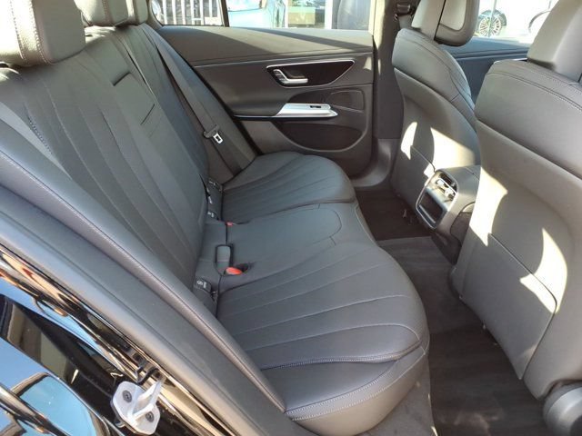 New 2026 Mercedes-Benz E 350 4MATIC Sedan image 20