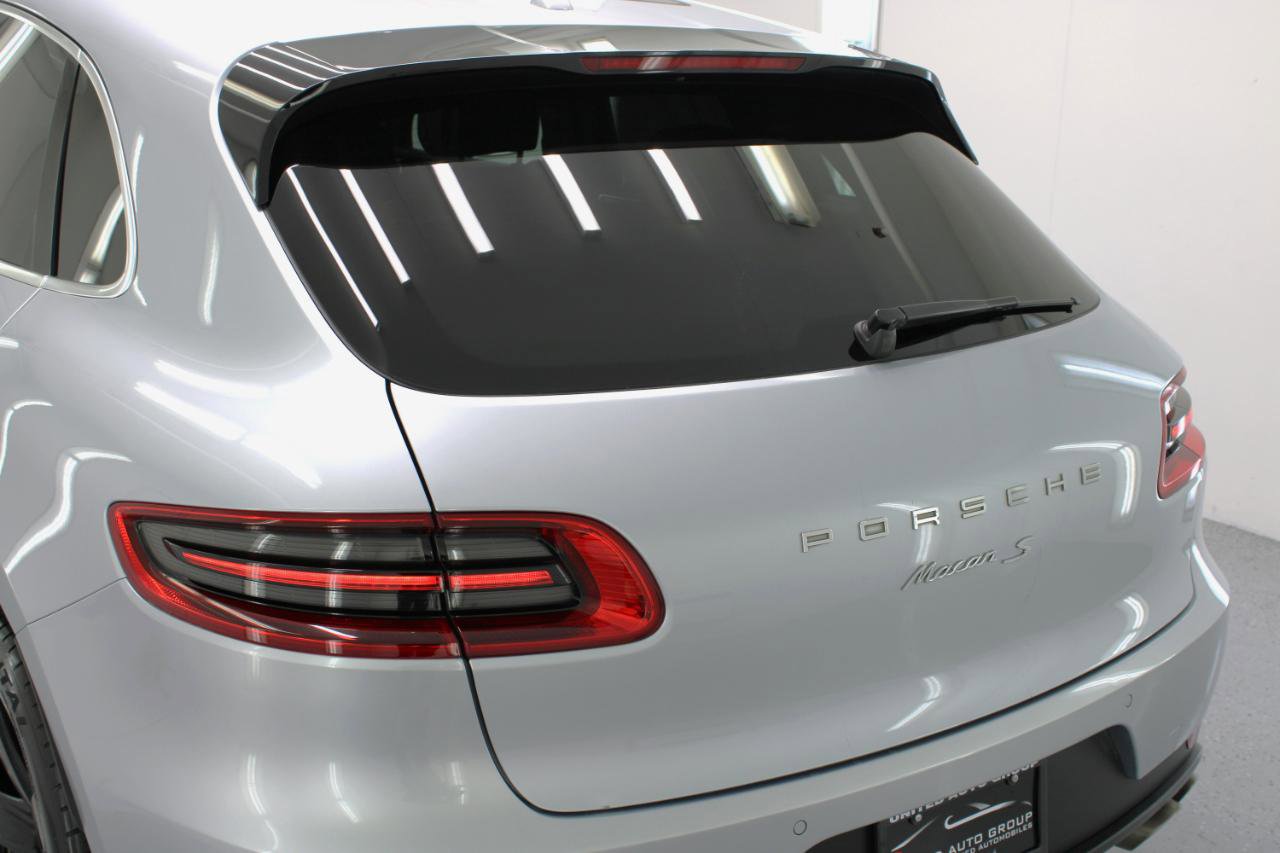 Used 2016 Porsche Macan S image 18