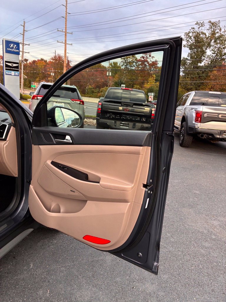 Used 2020 Hyundai Tucson Ultimate w/ Winter Weather Package AWD/4WD image 21