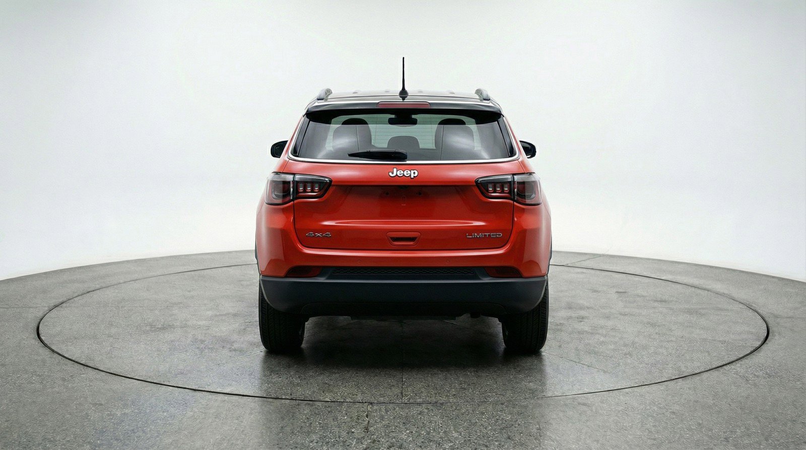 Used 2025 Jeep Compass Limited image 7