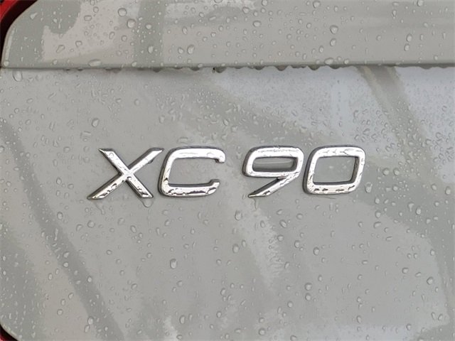 Certified 2025 Volvo XC90 B6 Plus image 7