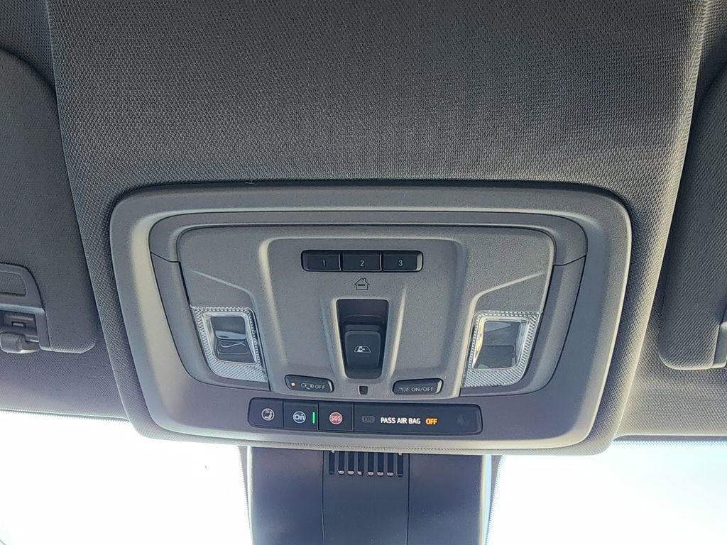 New 2026 GMC Sierra 1500 SLT image 35