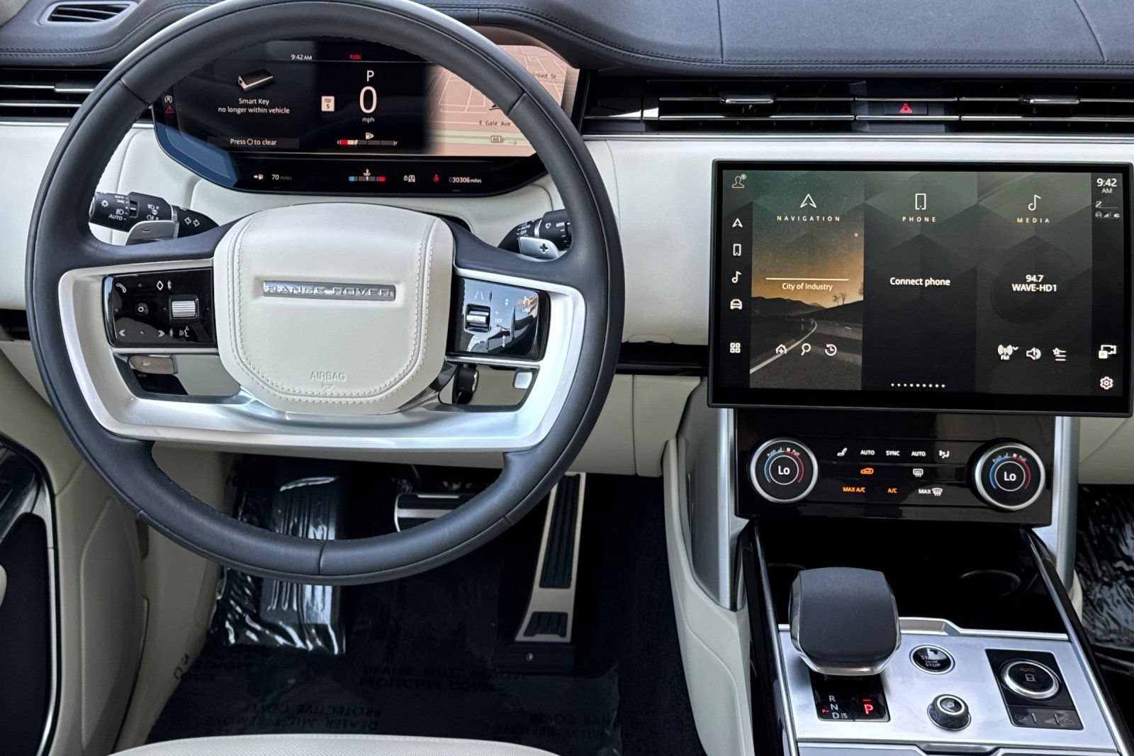 Certified 2023 Land Rover Range Rover SE AWD/4WD image 15
